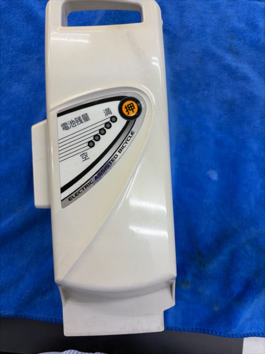 ☆パナソニック電動自転車バッテリー　NKY451B02B新品未開封 白☆ ☆パナソニック電動自転車バッテリー NKY451B02B新品未開封 白