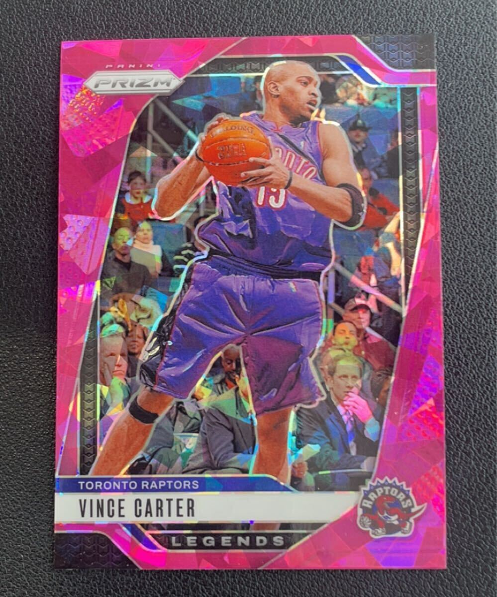 NBAカード ビンス・カーター Vince Carter's Iconic Cards Include Recently Retired Toronto