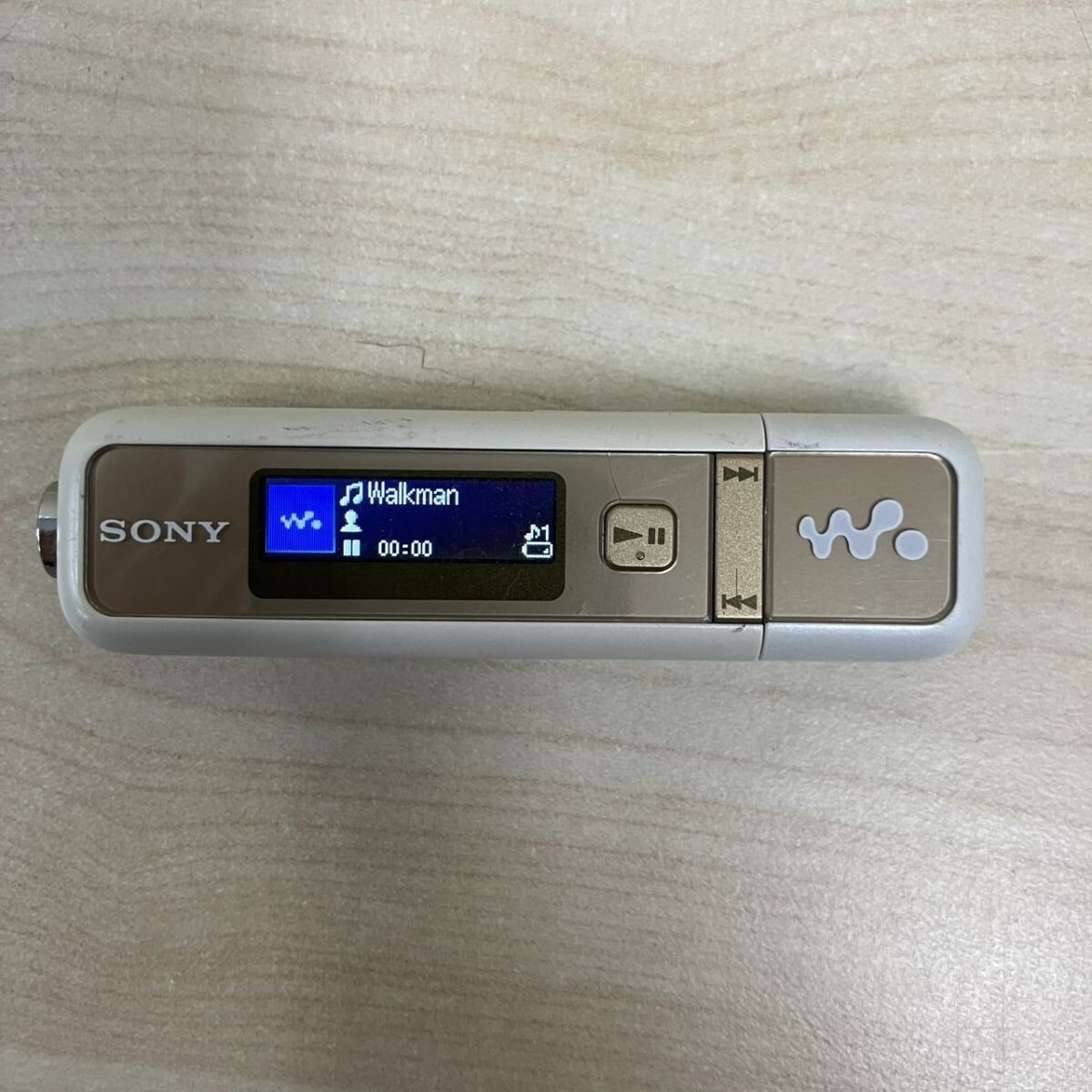 SONY WALKMAN ウォークマン　NW-E023F 動作確認済 SONY WALKMAN ウォークマン NW-E023F 動作確認済