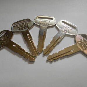 コピーキー【5本組】フォークリフト コマツ 小松 KOMATU 100.615.626.637.648.659.660番 マスターキー 鍵 建設機械