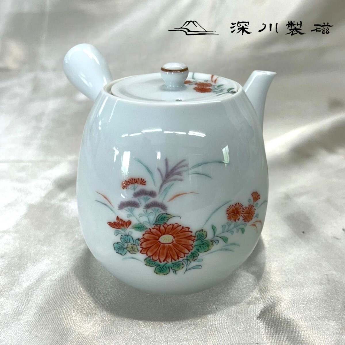 オールド深川製磁　明治時代　色絵菊文様三ツ鉢　深川ブルー　金彩　香蘭社 オールド深川製磁 明治時代 色絵菊文様三ツ鉢 深川ブルー 金彩 香蘭社