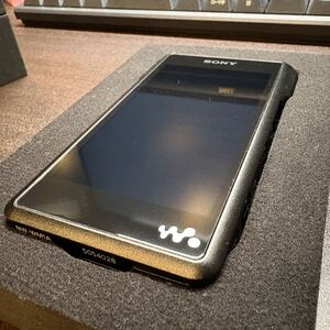 【SONY】WALKMAN NW-WM1A(純正ケース付き) ポータブル デジタルオーディオプレーヤー ブラック