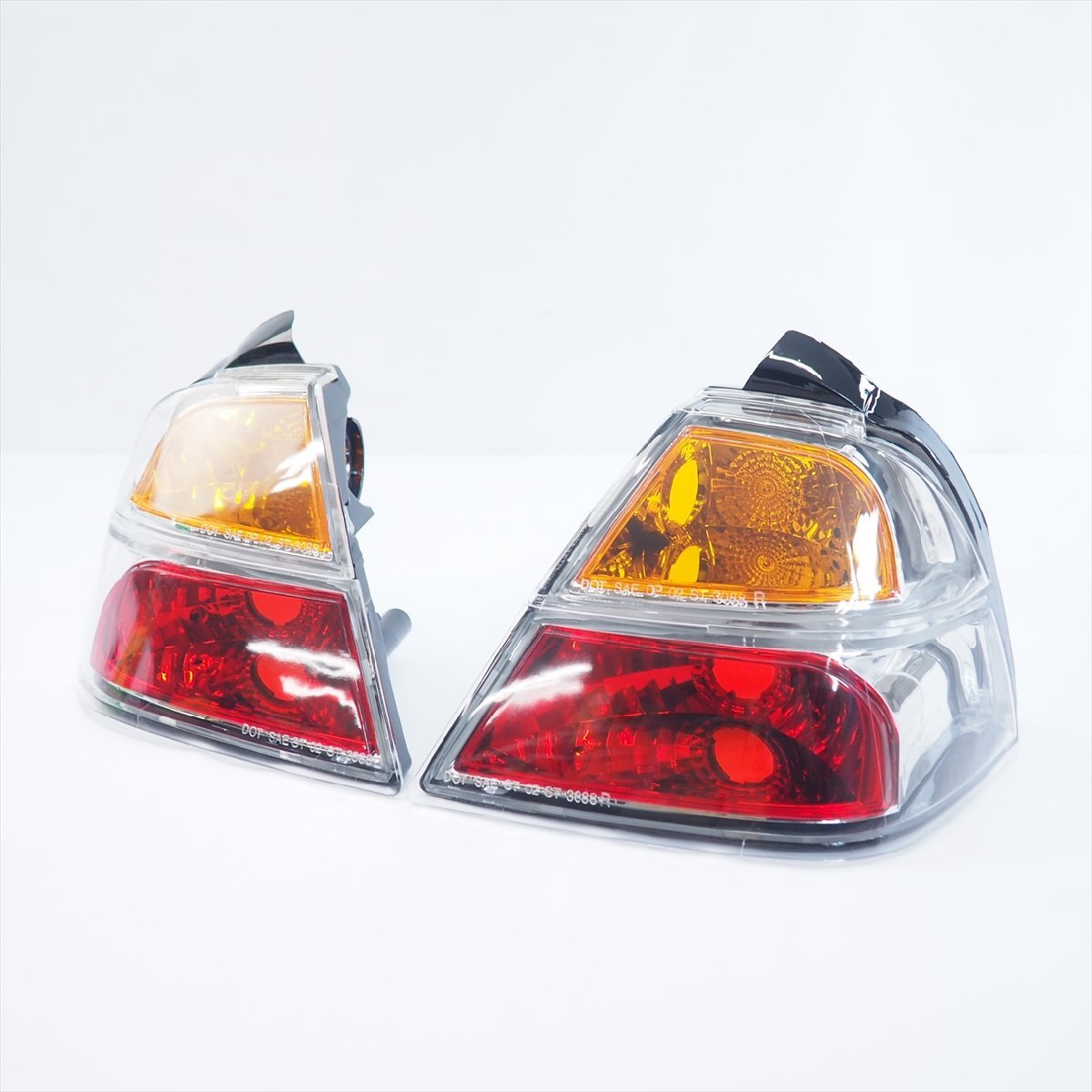 ゴールドウイング 純正GL1800 SC47 テールランプ 575 ゴールドウイング 純正GL1800 SC47 テールランプ 575 - メルカリ