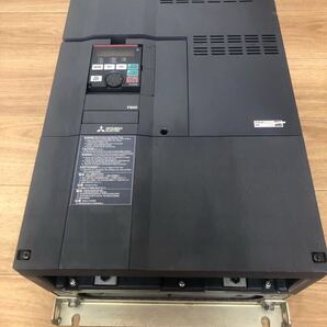 中古美品2020年製MITSUBISHI 三菱電機 FR-F820-37K-1 正規品動作保証 1/2 B-1