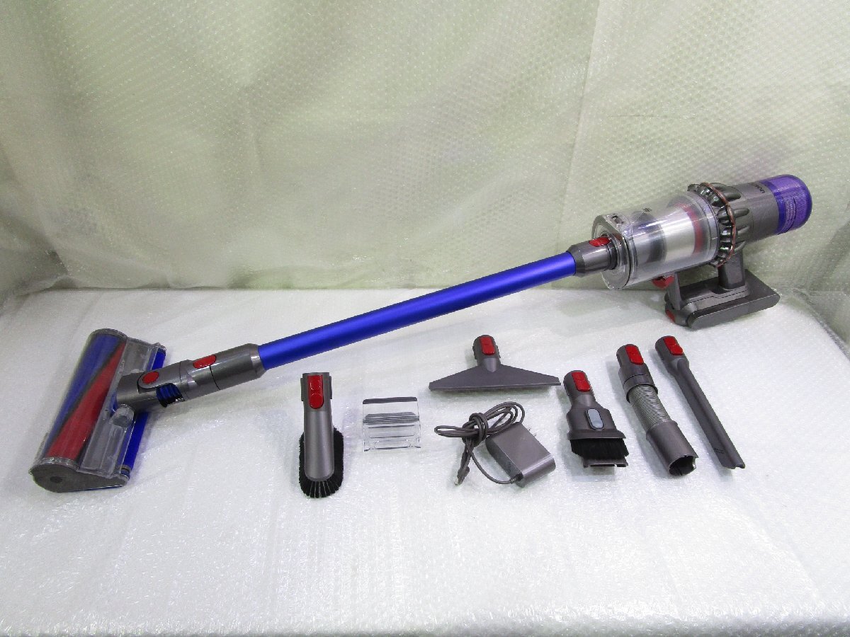 【中古現状品】ダイソン◇SV10◇コードレスクリーナー◇付属品付き◇送料込み◇ ダイソン コードレス掃除機V8-SV10+付属品 ダイソンコードレス