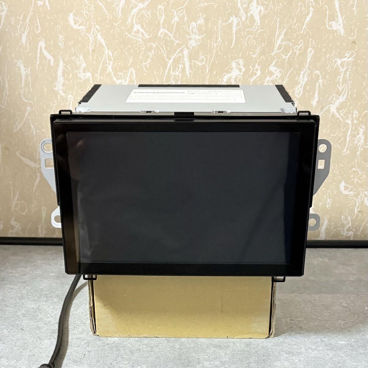 Yahoo!オークション -「ダイハツ純正ナビ8インチ」の落札相場