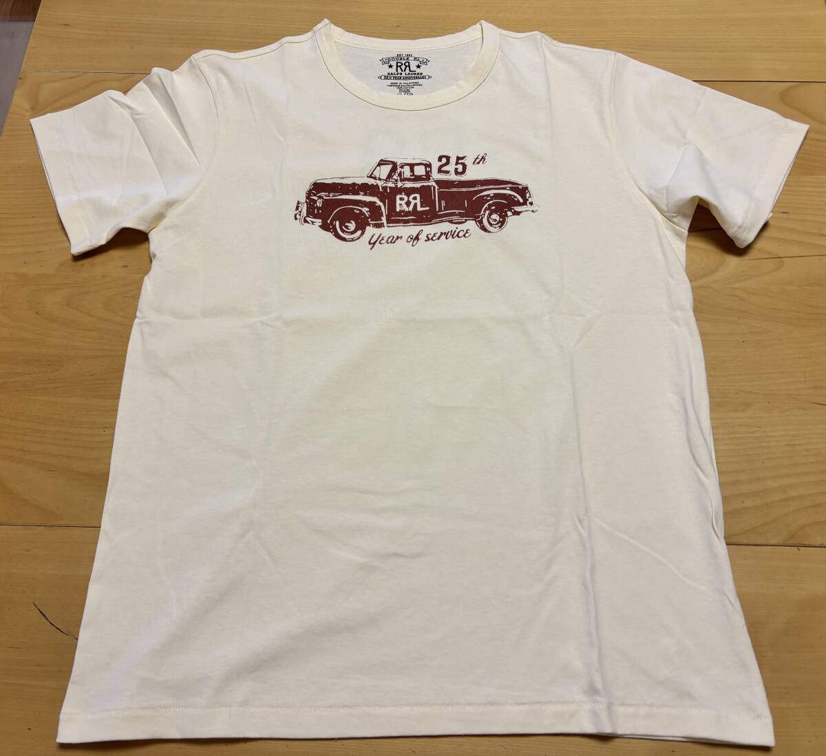 新品未使用RRL ロゴ グラフィック Tシャツ GOLD Mサイズ 2025年最新】ダブルアールエル(RRL)のスタイリッシュなTシャツ