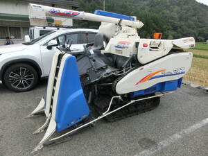 岡山発イセキ HN217GZKWC グレンタンク アワー143h 2条 コンバインV217Gローン可
