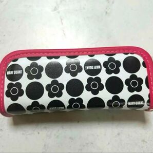 3連休限定セール*マリークワント メガネ・サングラスケース