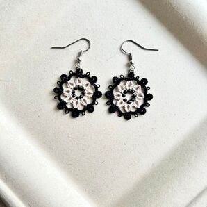 No.127 タティングレースピアス