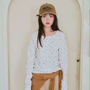 【common gull products】小さなお花畑のワッフルロンTEE