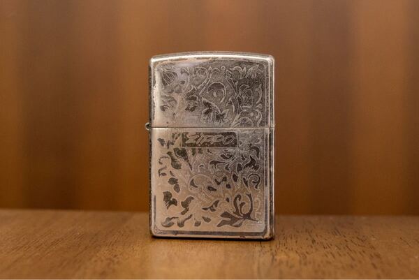 花柄のZIPPO
