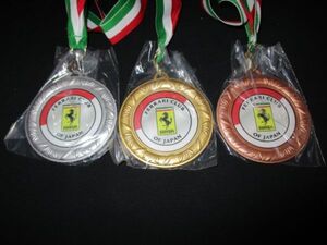 # Ferrari Club ob Japan золотой серебряный медь медаль 3 шт новый товар Ferrari Club Of Japan Gold and silver bronze medals#