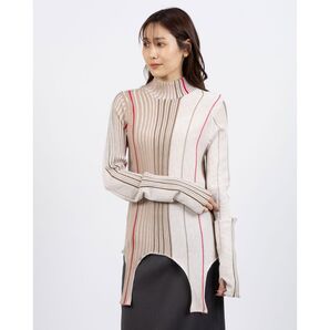 最終値段 タグ付き未使用品 CASANE 変形ニット 薄手 長袖