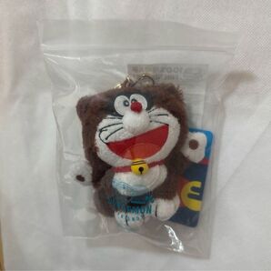 ドラえもん タヌキ狸 キーホルダー 100%ドラえもん&フレンズ展 上海・台湾限定