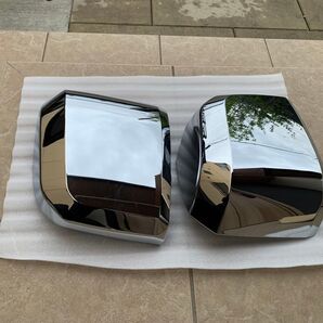 【送料無料】【新車外し】200系ハイエース 現行型 純正 メッキ ドアミラー カバー