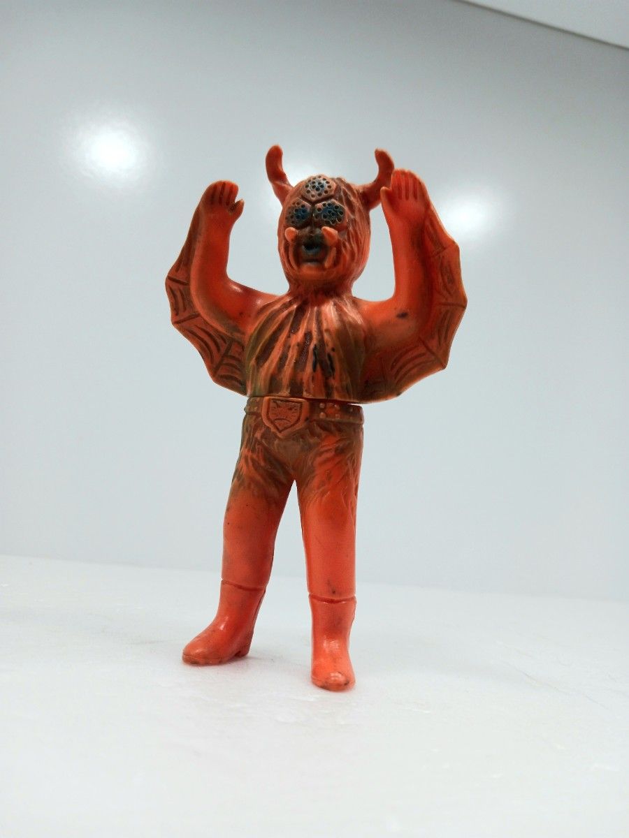 当時物 旧バンダイ 仮面ライダー 怪人 オオカミ男 ソフビ|Yahoo 当時物 旧バンダイ 仮面ライダー 怪人 オオカミ男 ソフビ|Yahoo