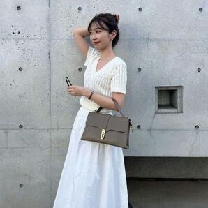 ベースメントオンライン 半袖 ニット