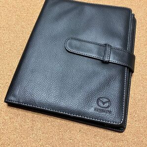 MAZDA 車検証ケース 取説入れ 車検証入れ ブラックレザー調ケース マツダ純正用品 黒革調ケース