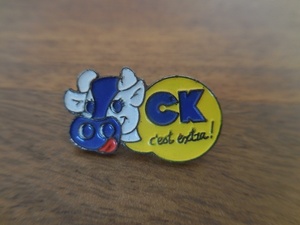 フランス☆古いピンズ 【CK c'est extra!】 ピンバッジ PINS ピンバッチ うし ウシ 牛