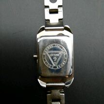GUESS レディース 腕時計 スクエア シルバー色 クオーツ ブランド 稼働品 電池交換後発送_画像5