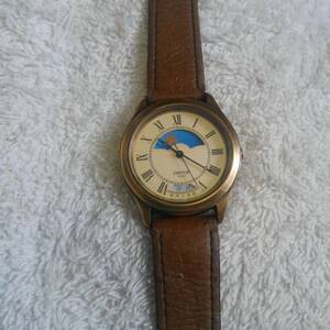  junction Vega sun & moon wristwatch 