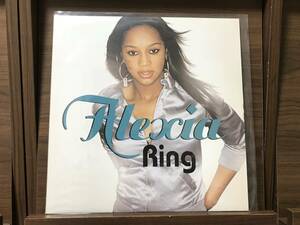 Alexia // Ring