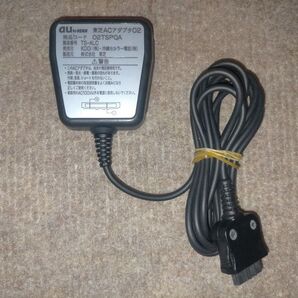 au by KDDI 東芝ACアダプタ02 02TSPQA ACアダプター ガラケー充電器