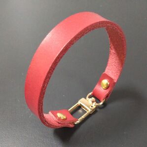 栃木サドルレザーシンプルブレスレットワインレッドカラーゴールド金具