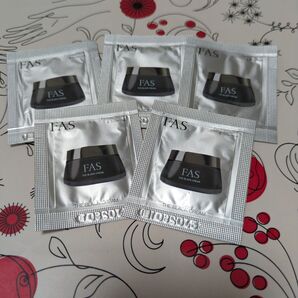 FAS ザ ブラッククリーム 5包