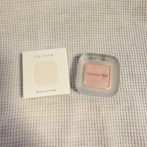 to/one トーン ペタル フロート アイズ 10 cosmos pink コスモスピンク アイシャドウ