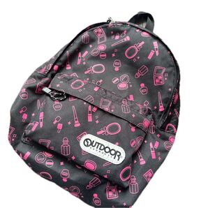 OUTDOOR PRODUCTS リュックサック ブラックピンクコスメ柄遠足リュック小学生幼稚園 保育園 旅行おしゃれお姉さん古着