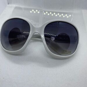 UV400 PROTECTION サングラス ホワイト