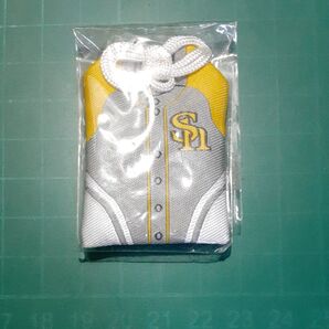 福岡ソフトバンクホークス ユニフォーム型お守り 未開封