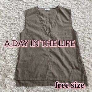 A DAY IN THE LIFE Vネック ベスト ノースリーブトップス