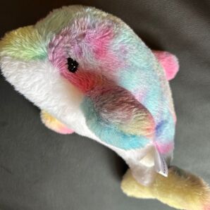 仙台うみの杜水族館限定イルカ ぬいぐるみ レインボーカラー かわいい