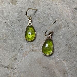 沖縄 琉球ガラス カレット マスカット石