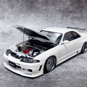 オートアート 1/18 日産スカイライン GT-R(R33) ニスモ Rチェーン