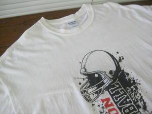 【USA記念物】◆2011 BISON FOOTBALL◆NORTH DAKOTA STATE◆古着◆GILDAN TEE【SIZE XL】