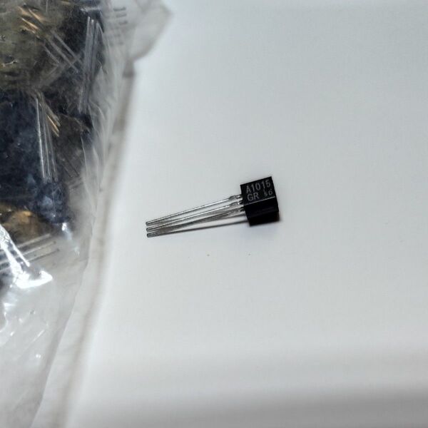 A1015 トランジスタ GR 3D 178個