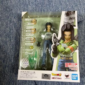 S.H.フィギュアーツAndroid17-ユニバースサバイバルSAGA- 並行輸入