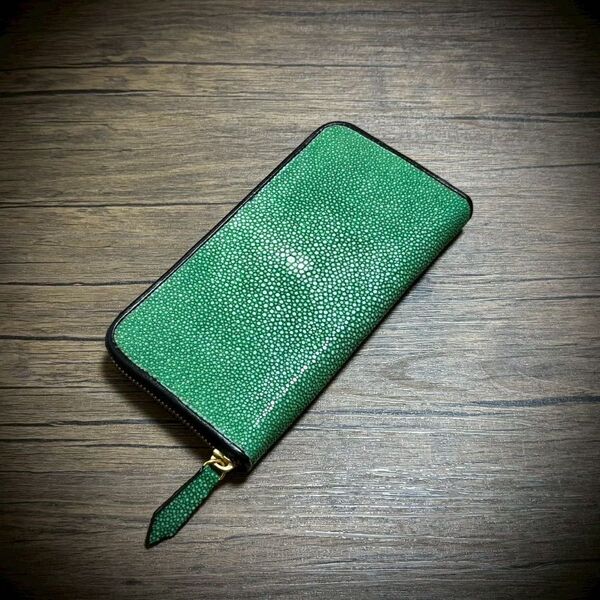 海の宝石 スティングレイ 長財布 メンズ財布 カード18枚 大容量 ガルーシャ エイ革 ポリッシュ YKK 本革 グリーン 緑