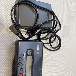 美品 動作品SONY DAT WALKMAN TCD-D7とRMR-D100セート