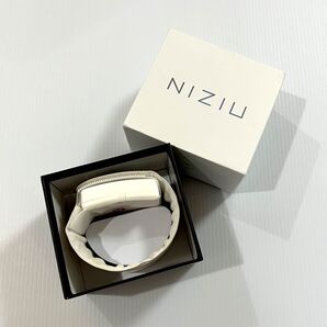 NiziU オフィシャル ライト ストラップ LIGHT STRAP(動作確認済み、問題なし)