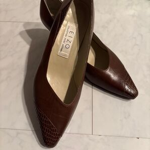 EIZO COLLECTION FROM AOYAMA パンプス ブラウン パイソン柄