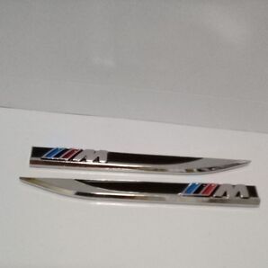 新品 長期保管品 BMW Mシリーズ M スポーツ フェンダー? メタル エンブレム