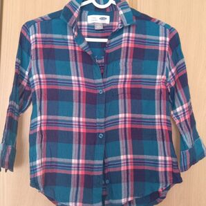 チェックシャツ