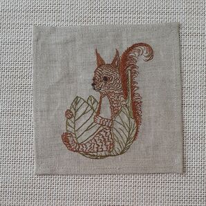 コーラル&タスク コースター