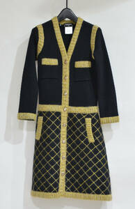 CHANEL Chanel turtle rear button knitted One-piece long cardigan black × Golden yellow 34 Y-287123