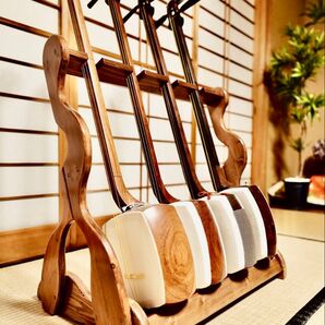 【限定1台】手作り木工 木製三味線スタンド (ニス仕上げ) 4丁掛け
